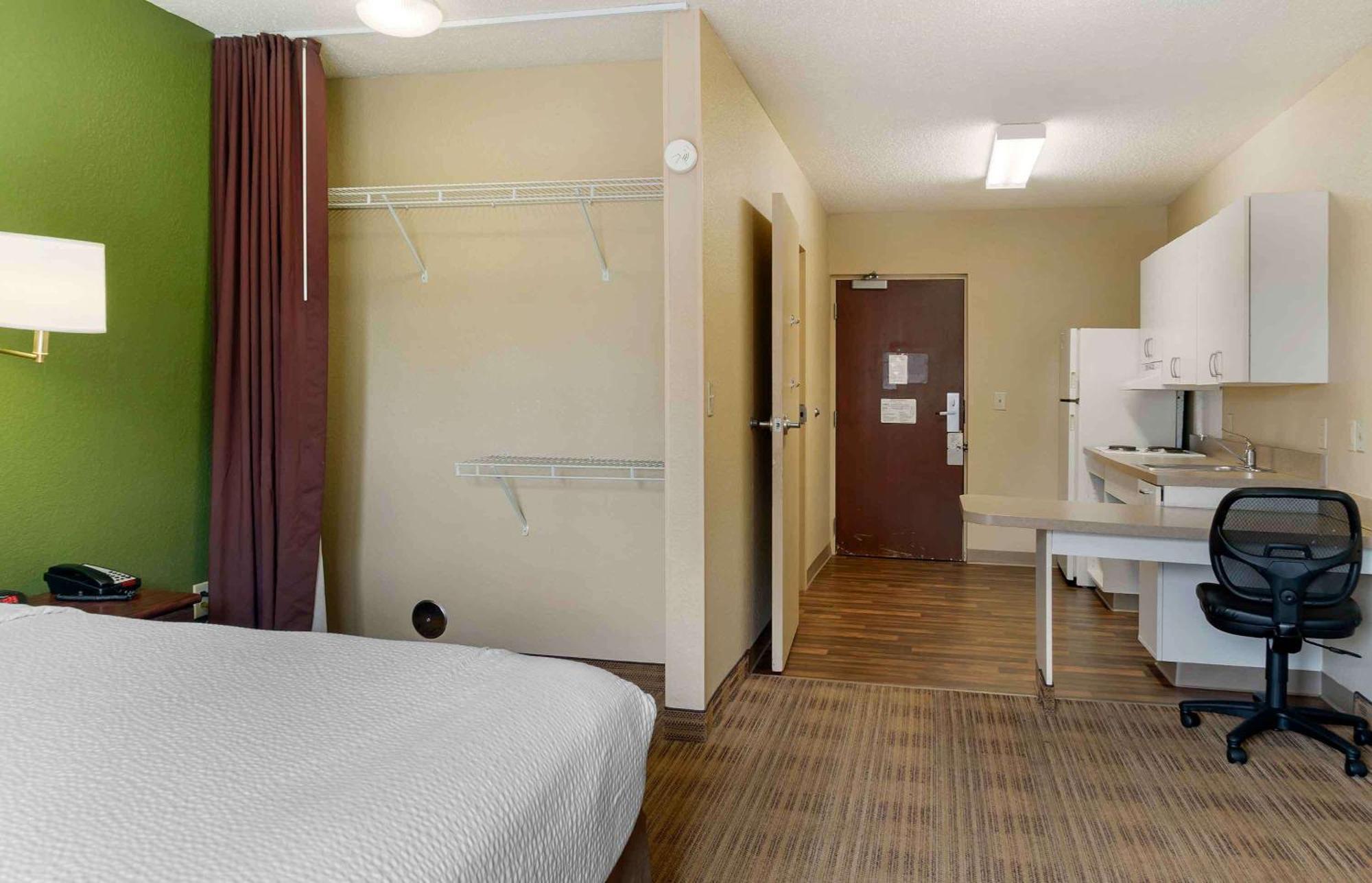 Extended Stay America Select Suites - Chicago - Rolling Meadows Exterior photo